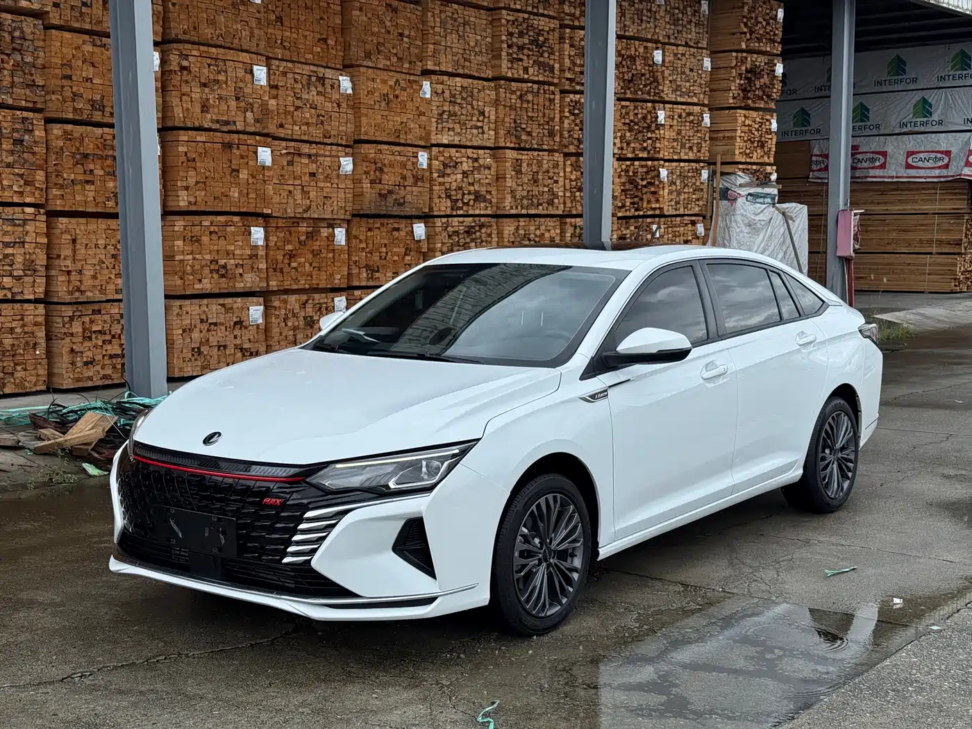 Dongfeng Aeolus Yixuan MAX 2023 1.5T Super Hot Dad Edition