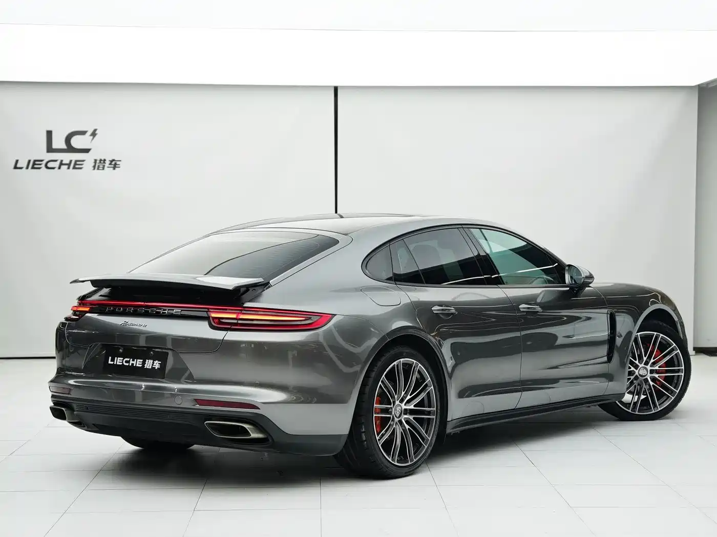 Porsche Panamera 2019 Panamera 2.9T фото 15