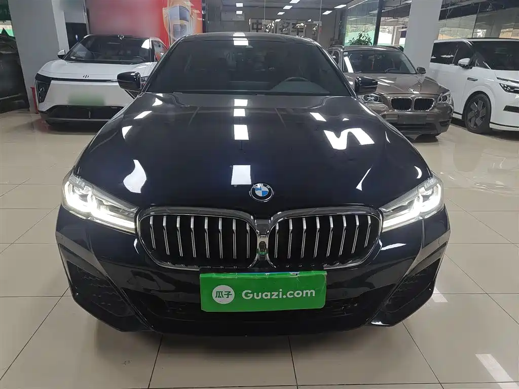 BMW 5 Series 2022 Facelift 530Li Leading M Sport Package фото 3