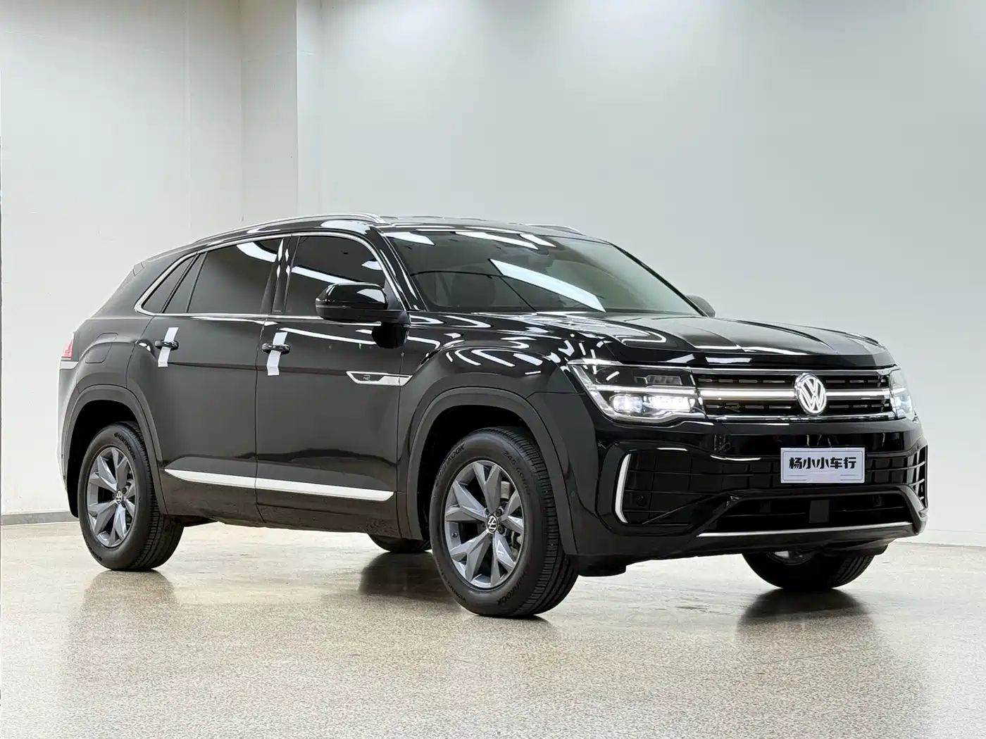 Volkswagen Teramont 2023 Teramont X 380TSI 4WD Luxury Edition фото 3