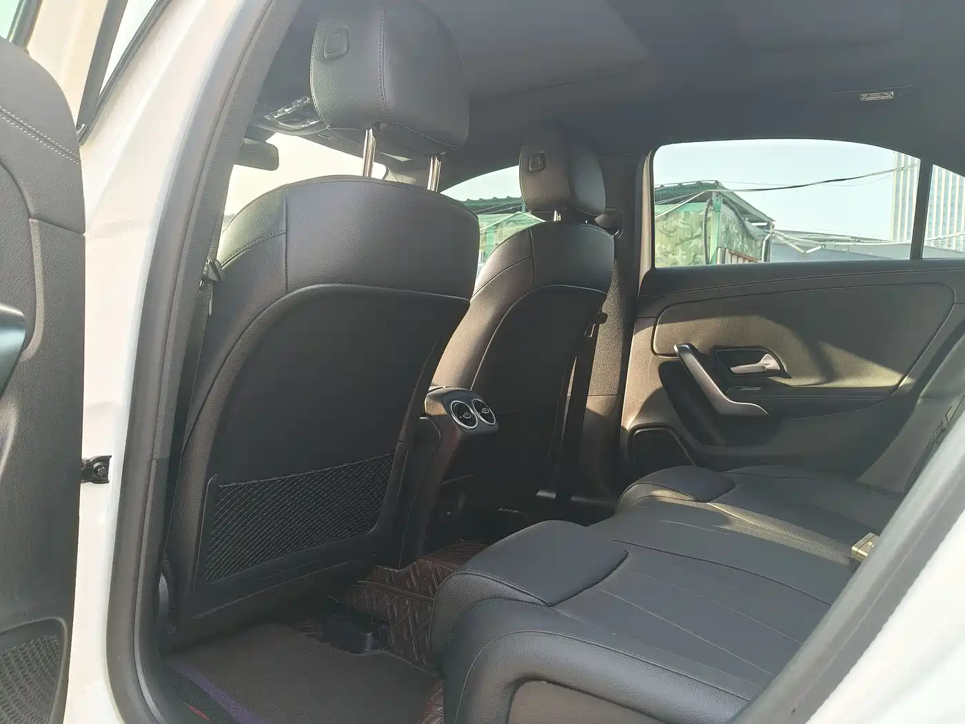 Mercedes-Benz A-Class 2023 A 180 L фото 5