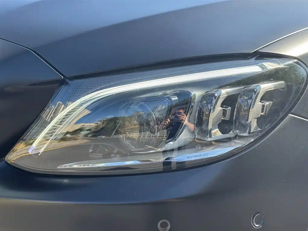 Mercedes-Benz C-Class AMG 2019 AMG C 63 S фото 4