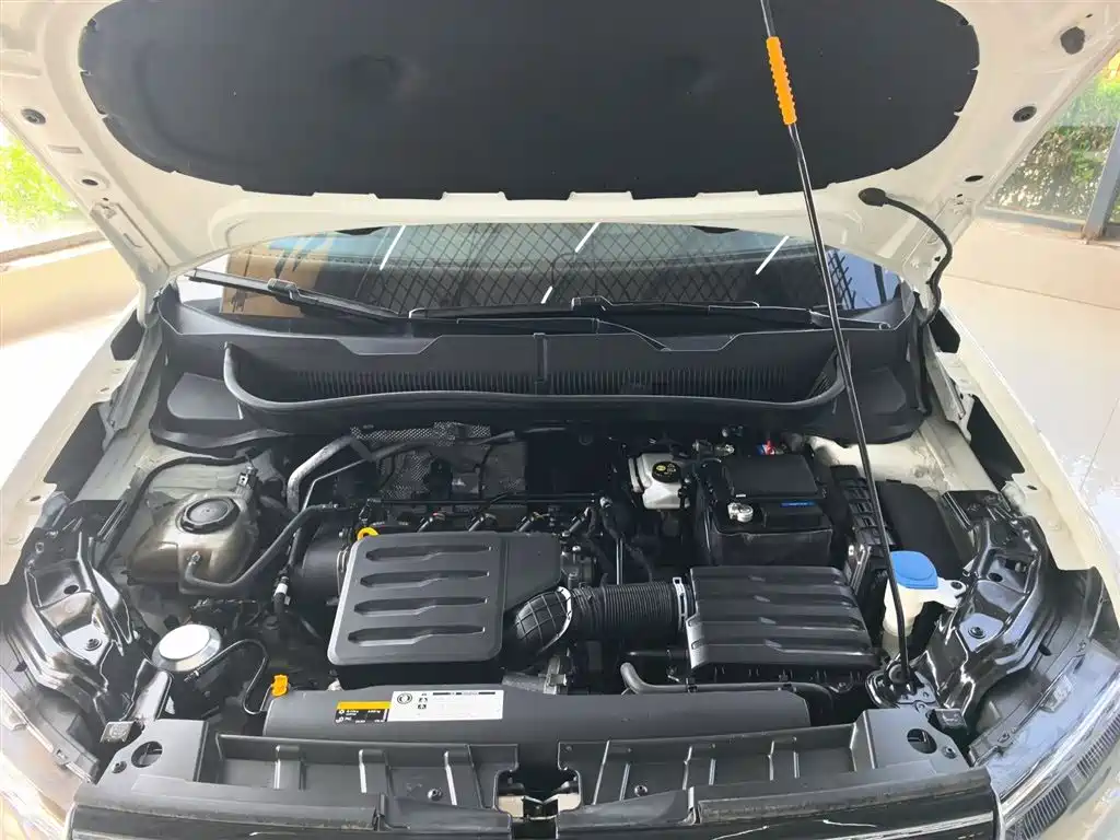 VOLKSWAGEN TU KAI