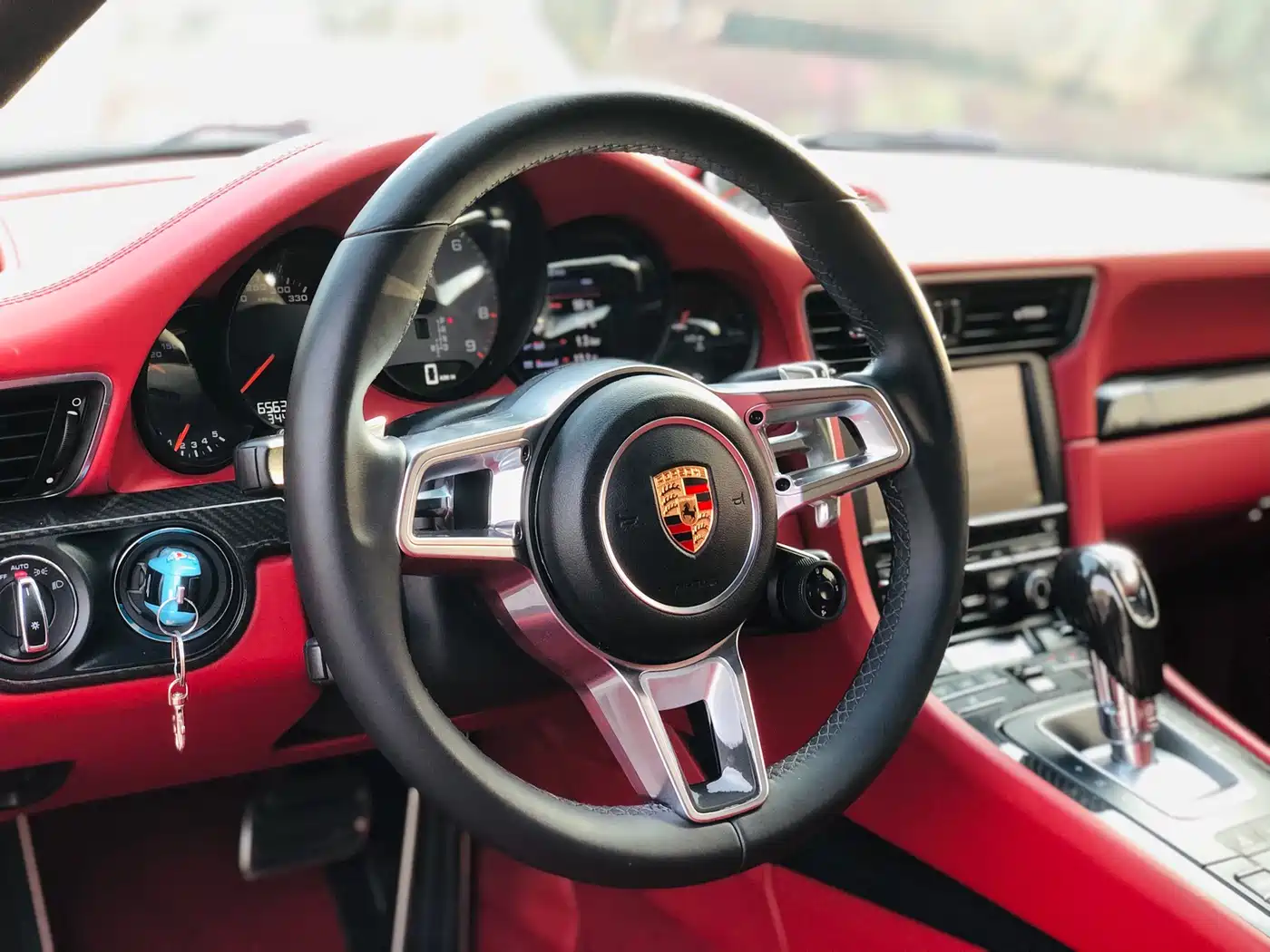 Porsche 911 2012 Carrera S 3.8L фото 5