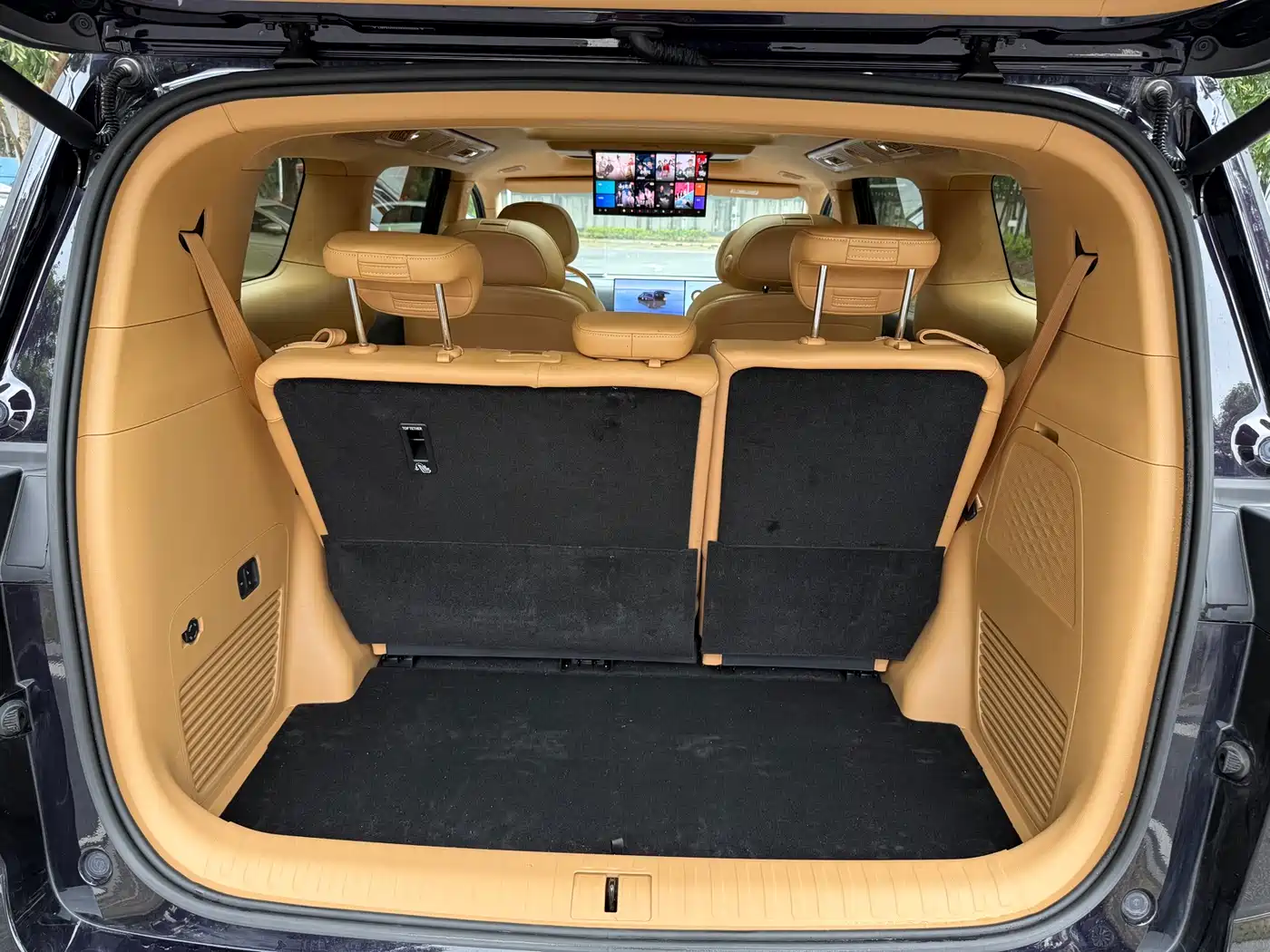 Voyah Auto Voyah Dreamer 2025 PHEV AWD Flagship Kunpeng Edition фото 16