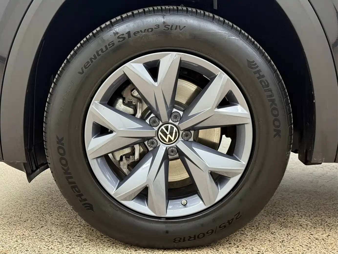 Volkswagen Teramont 2023 Teramont X 380TSI 4WD Luxury Edition фото 10