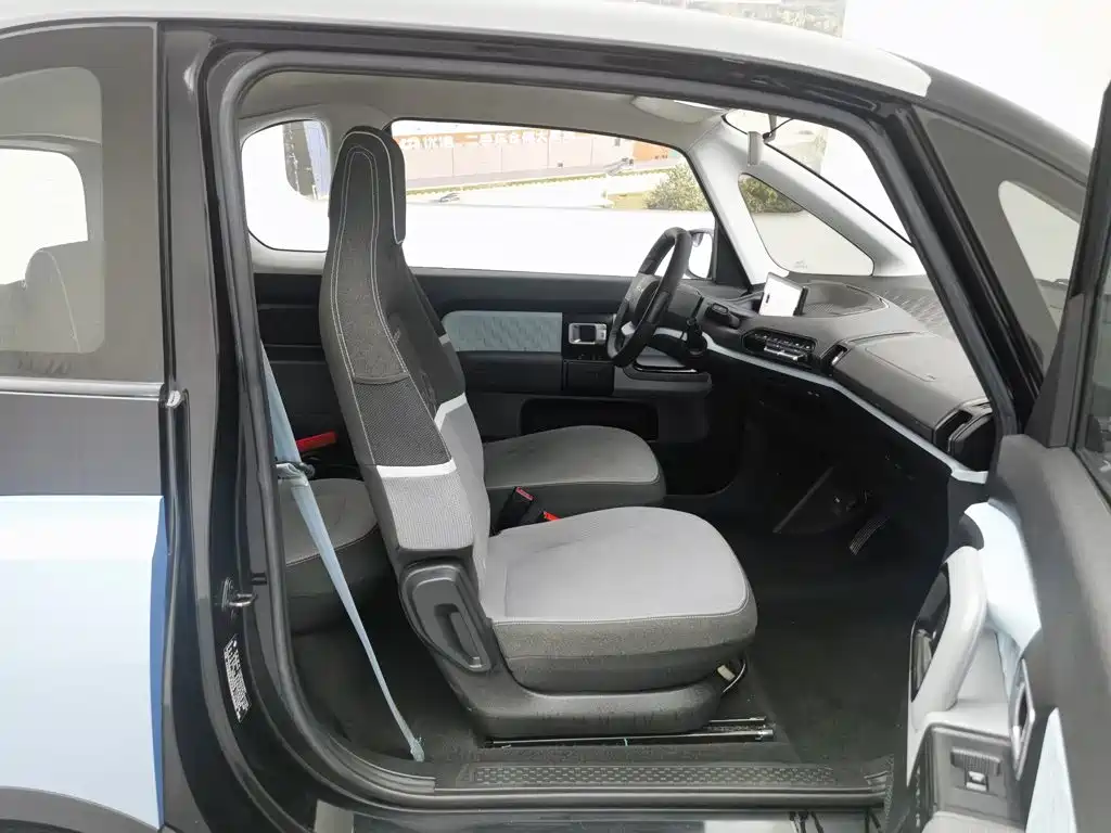 Baojun E300 2020 2020 Stellar Smart Fun Edition