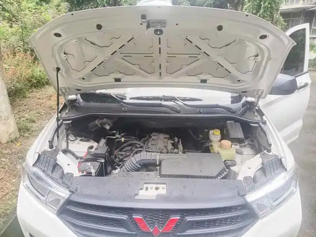 Wuling Motors Wuling Hongguang 2019 1.5L S Basic China VI LAR — фото 3