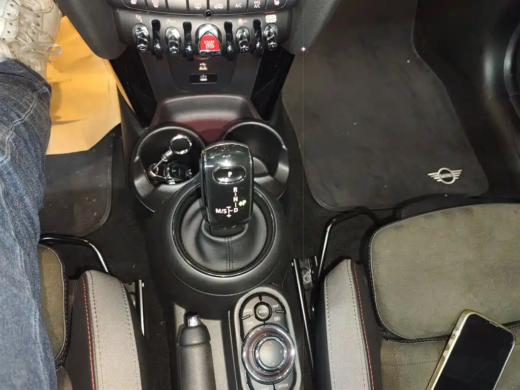 MINI JCW