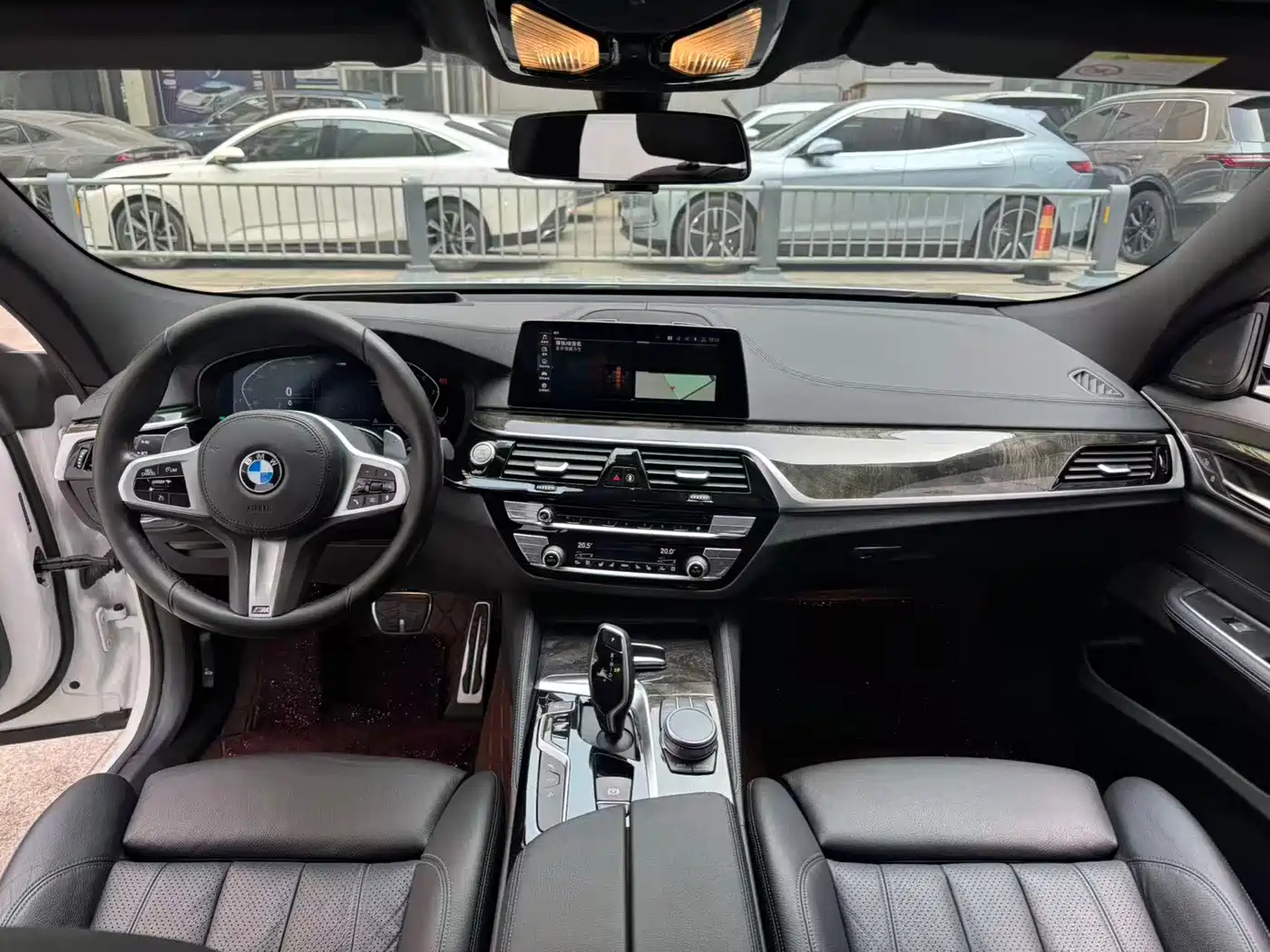 BMW 6 Series GT 2020 630i M Sport Package фото 5