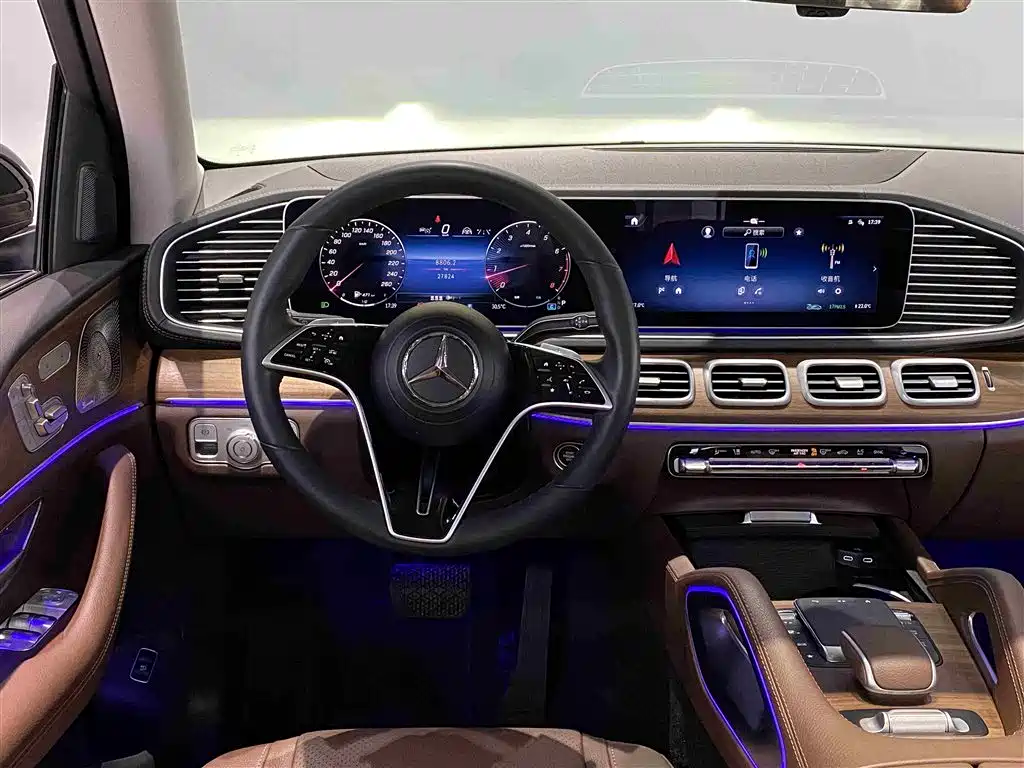 Mercedes-Benz GLE 2024 GLE 450 4MATIC Fashion фото 17