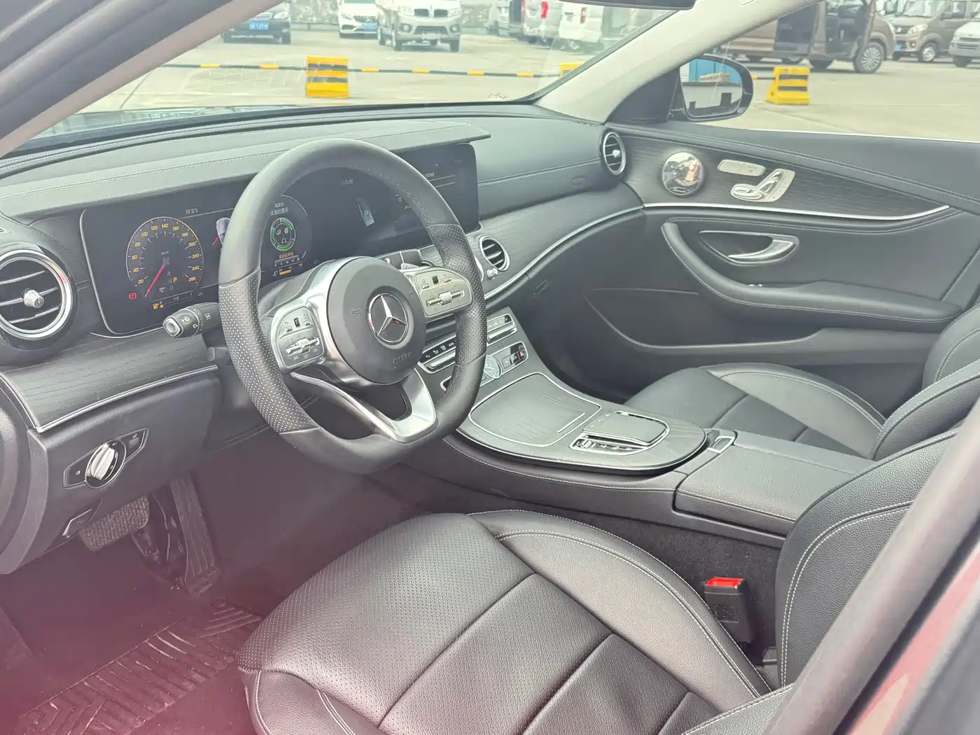 Mercedes-Benz E-Class 2020 E 300 L Sport Fashion Model фото 6