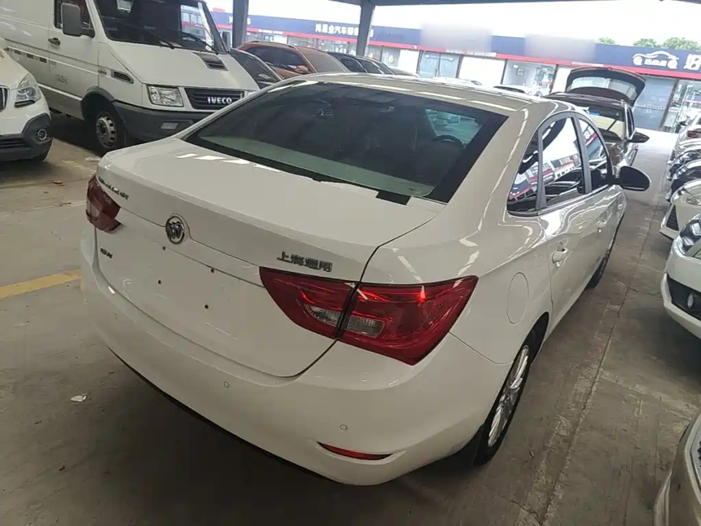 Фото 7 - Buick Excelle