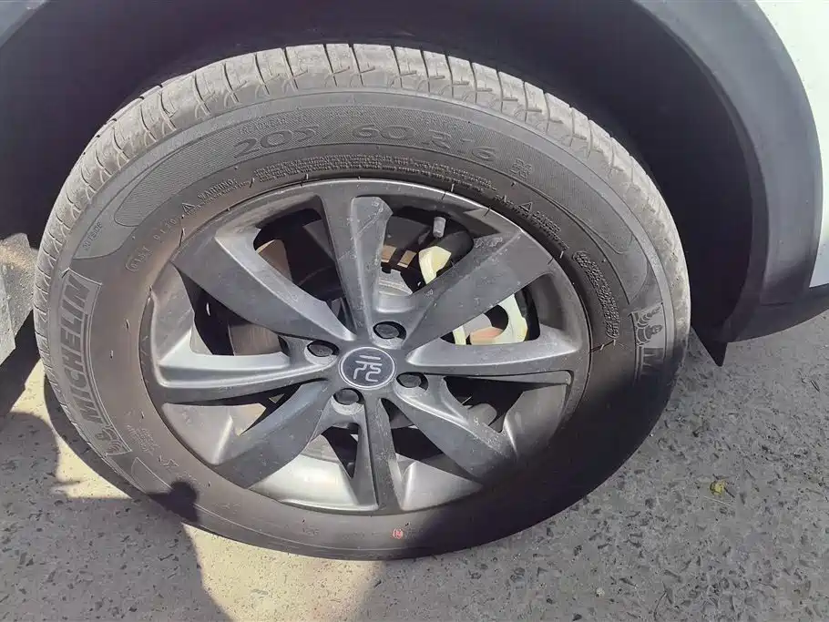 BYD Yuan New Energy 2019 EV360 Smart Connect Edition фото 6