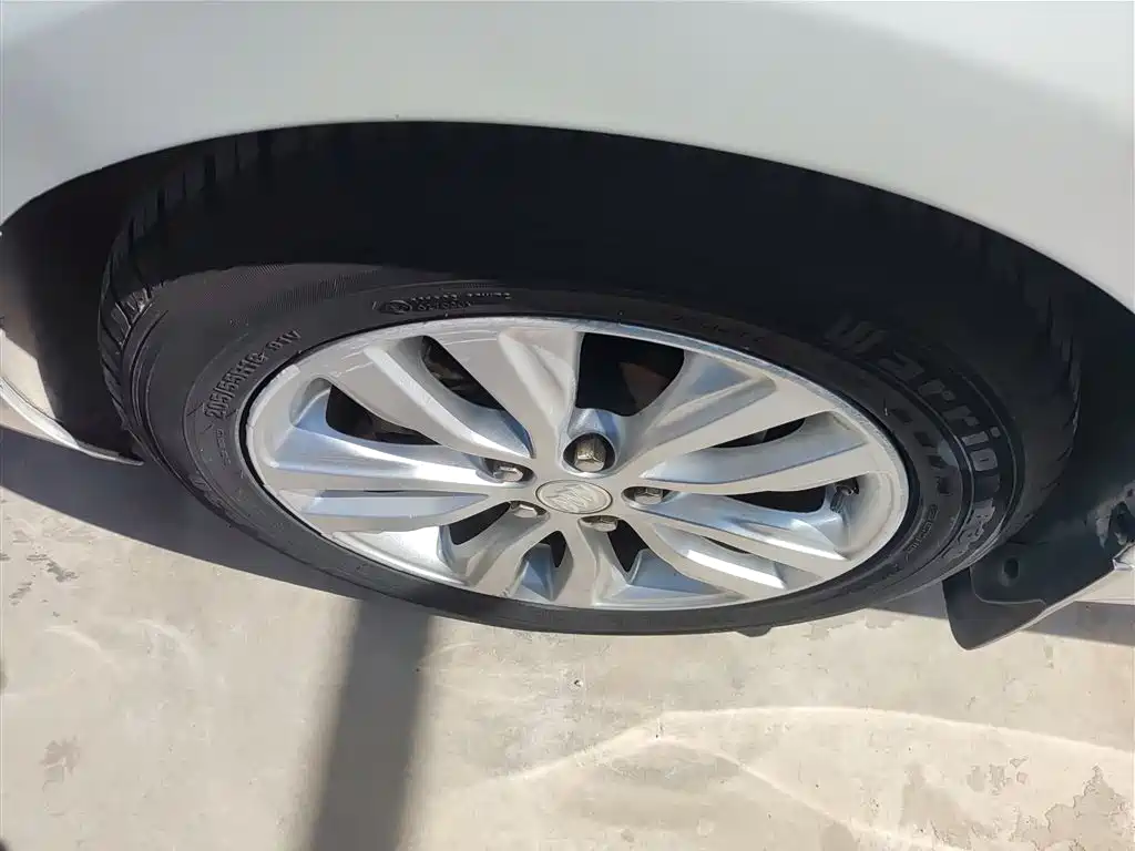 Buick Excelle 2021 Exemplar 1.5L Auto Elite фото 25