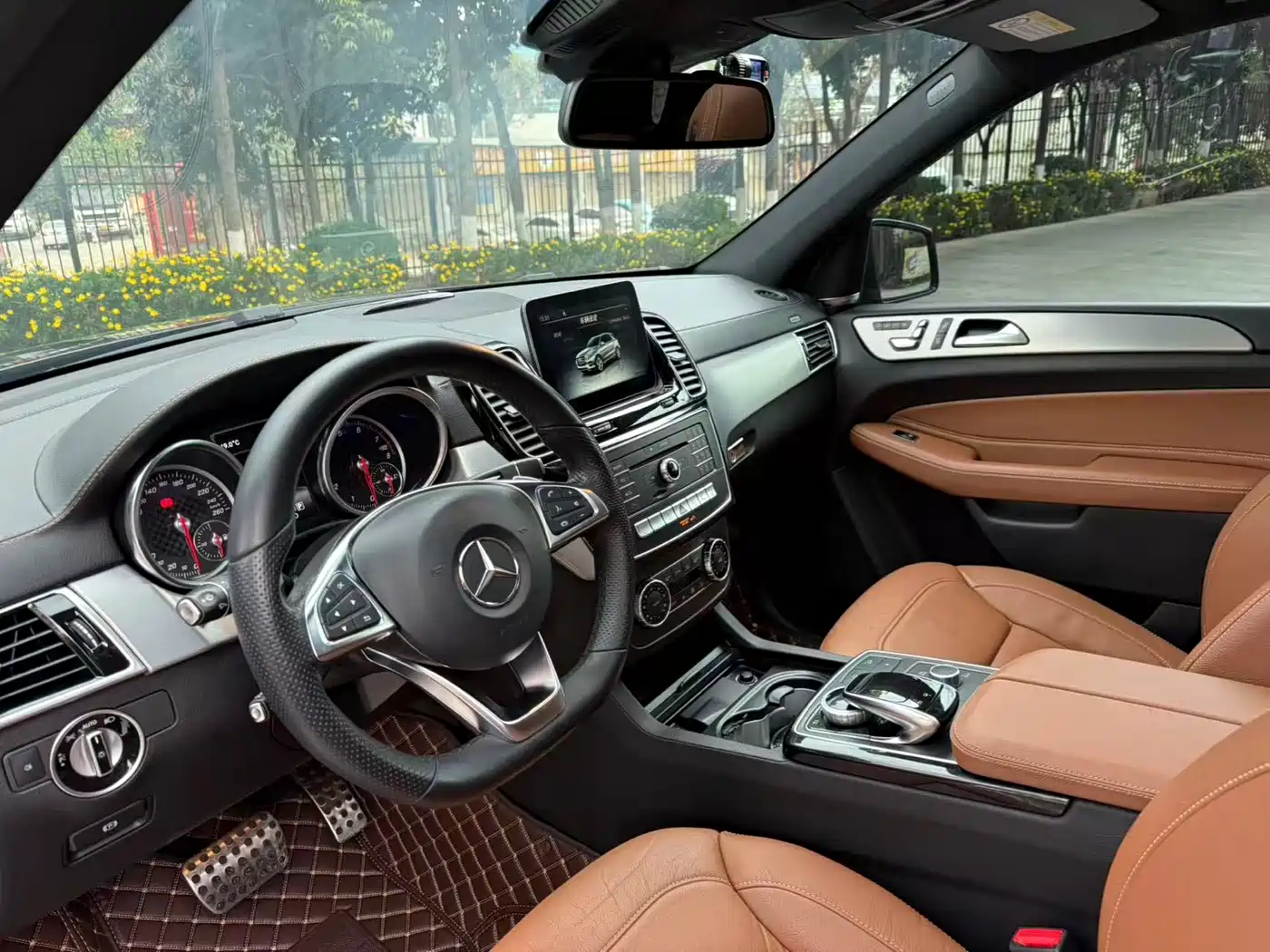 Mercedes-Benz GLE 2017 GLE 450 AMG 4MATIC фото 33