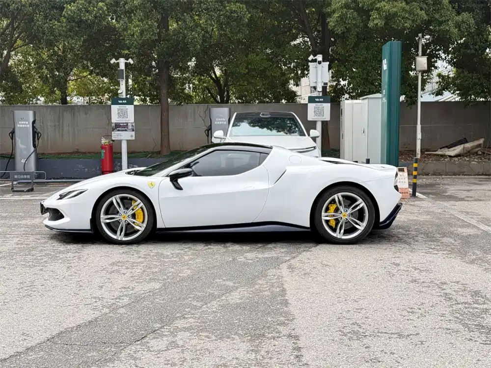 Ferrari 296 2025 2021 3.0T V6 GTB