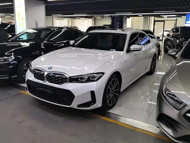 BMW 3 Series 2025 325Li M Sport Package