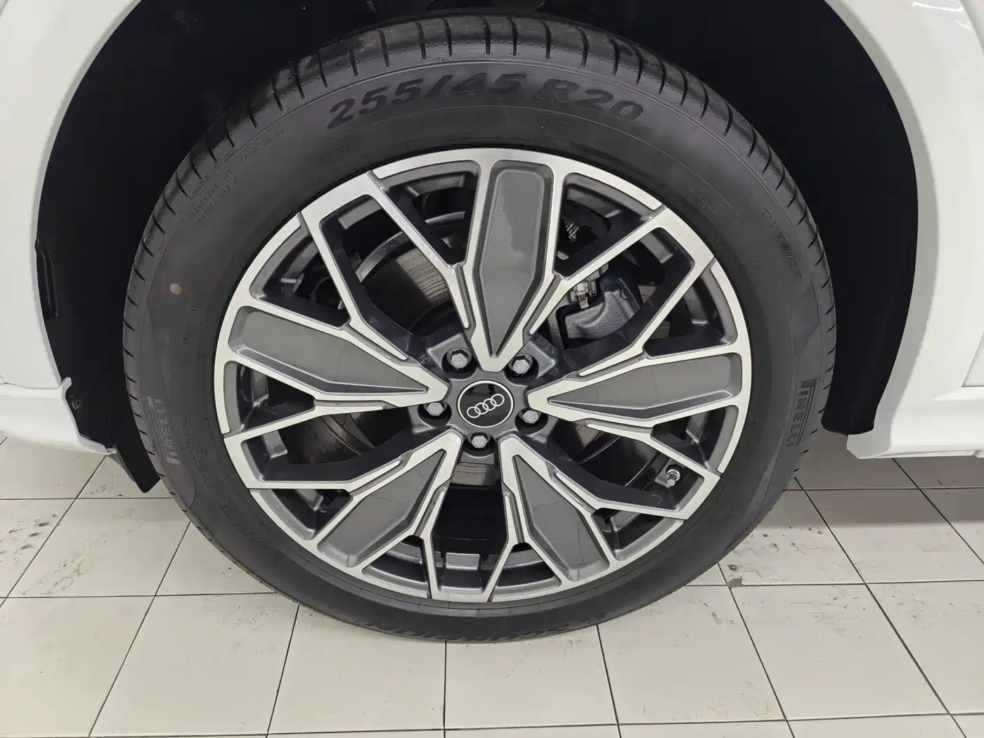 Audi Q5L 2026 Luxury Sport 150kW фото 17