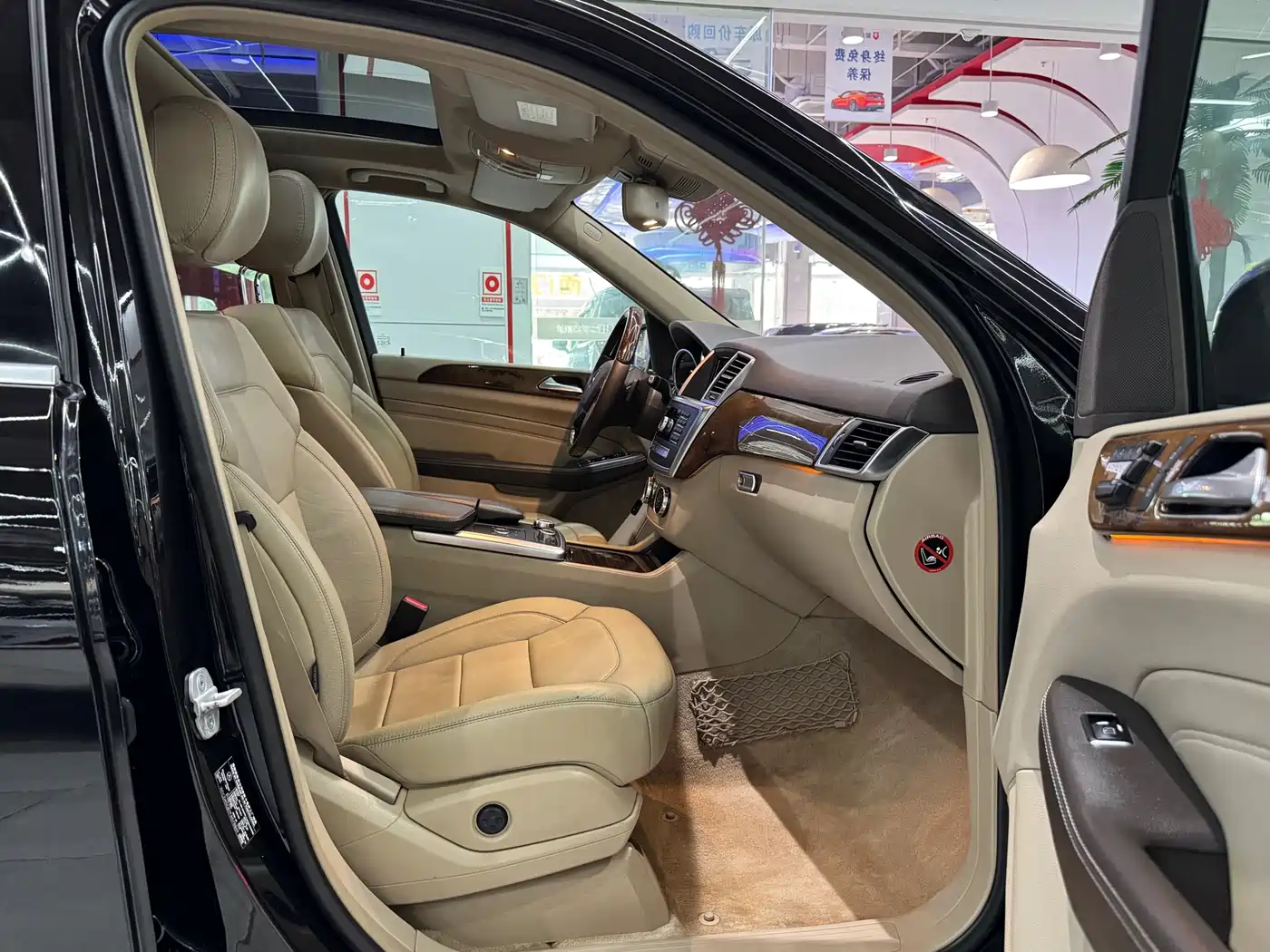 Mercedes-Benz M-Class 2014 ML 400 4MATIC Luxury фото 8