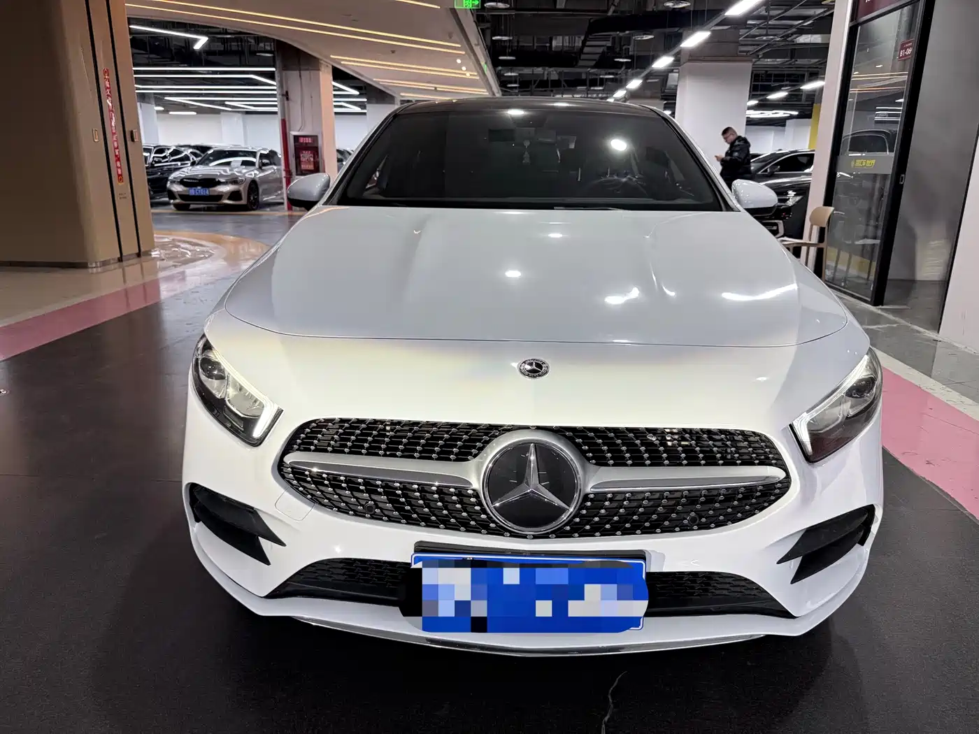 Mercedes-Benz A-Class 2020 A 200 L Sport Sedan фото 2