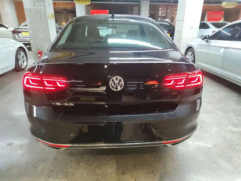 Volkswagen Magotan 2020 280TSI DSG Comfort фото 22