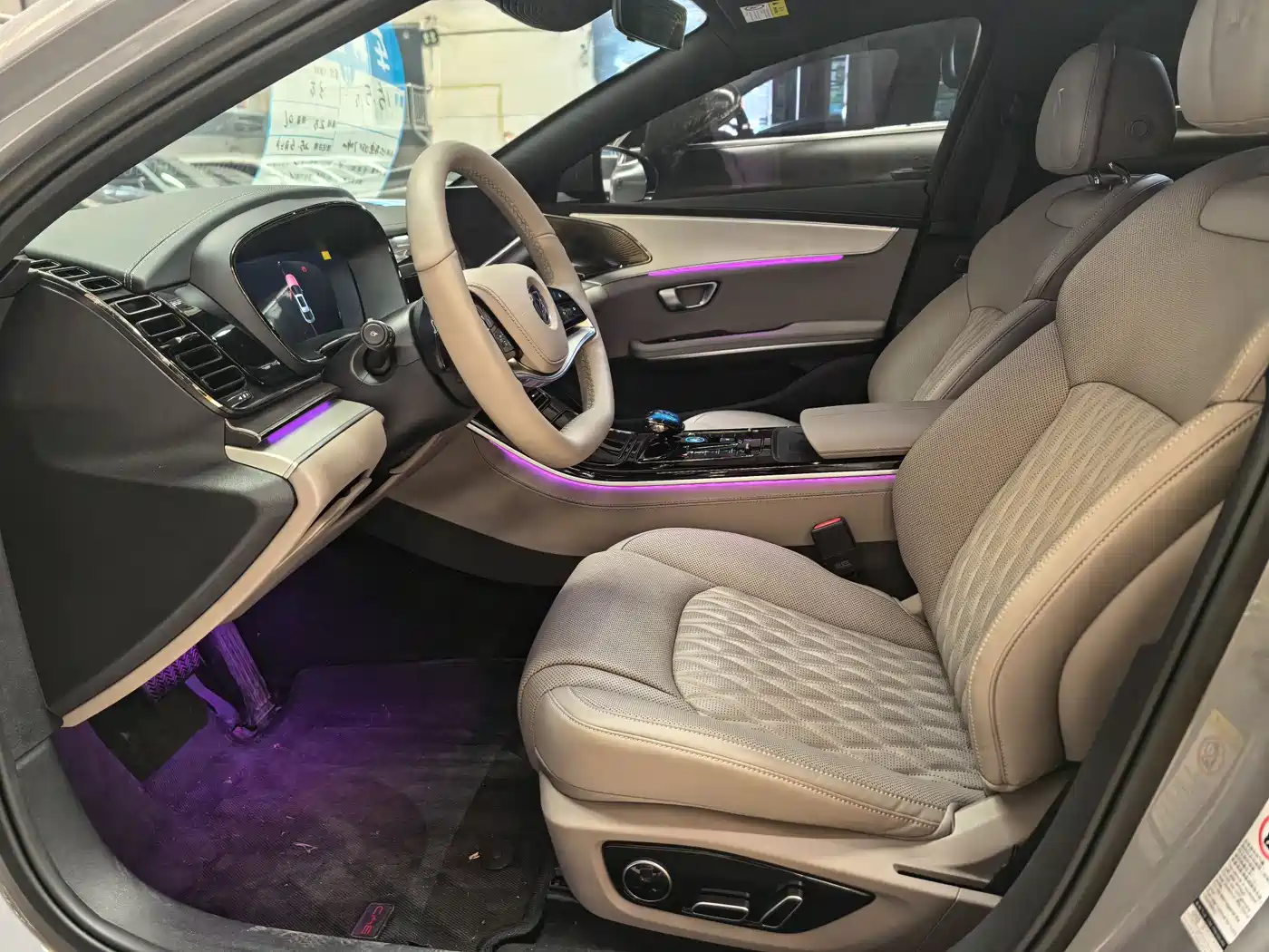 BYD Han 2025 Model EV 701KM Luxury Version фото 4