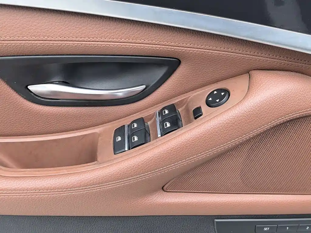 Фото 9 - BMW 5 Series (Import)
