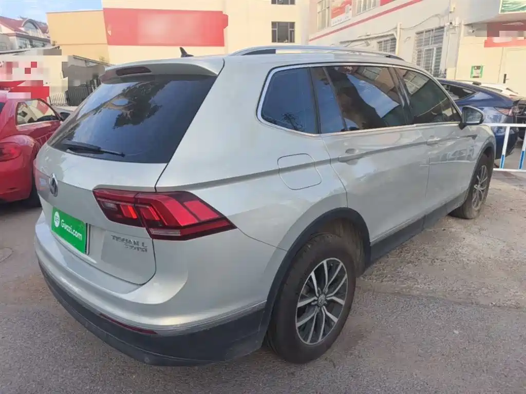 Volkswagen Tiguan L 2018 330TSI Automatic 2WD Luxury Edition фото 7