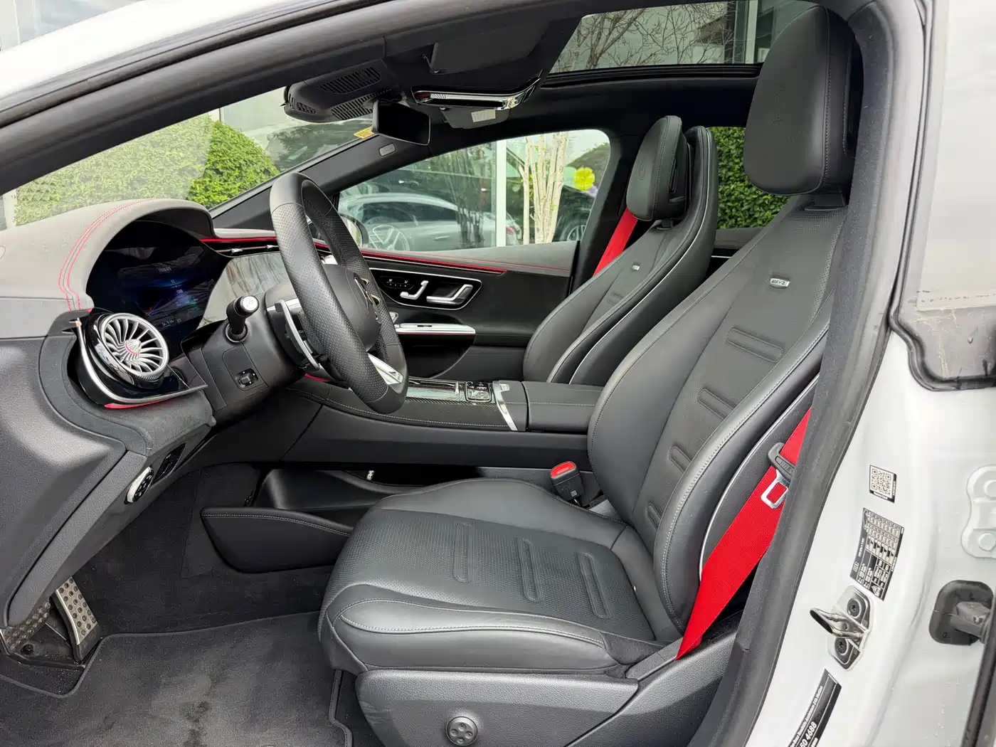 Mercedes-Benz EQE AMG 2023 AMG EQE 53 4MATIC+ фото 15