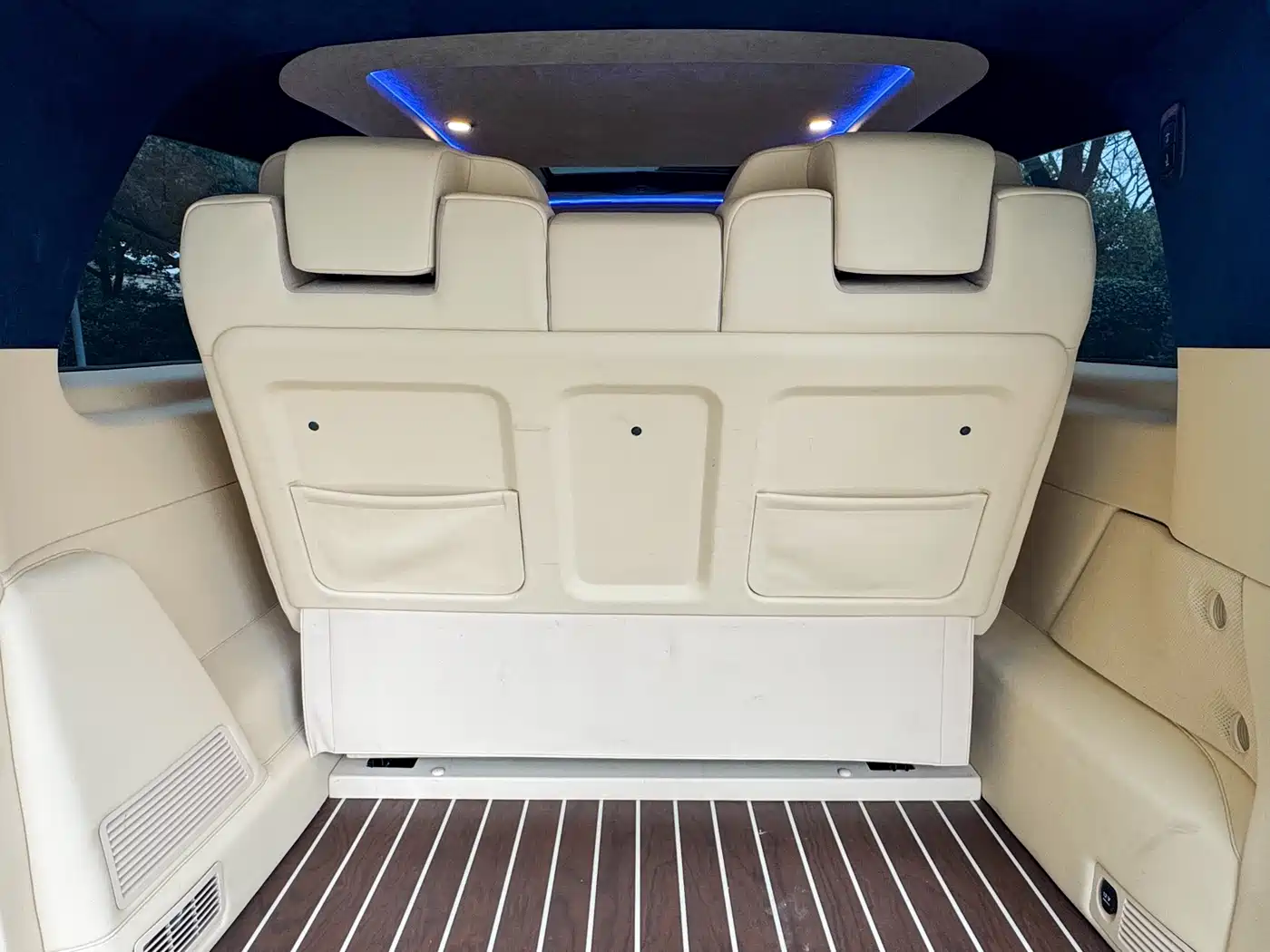 Mercedes-Benz V-Class 2018 V 260 L Premium Long Wheelbase Edition China VI фото 32