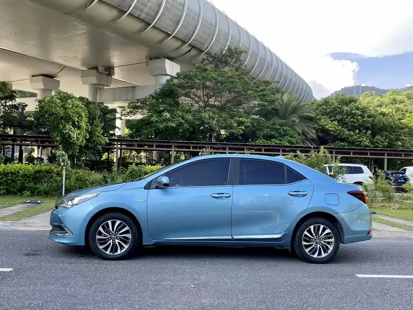 Фото 10 - Toyota Corolla