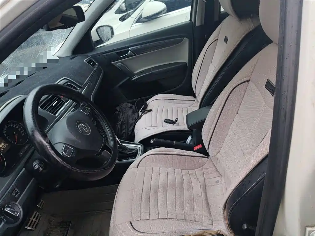 Volkswagen Gran Lavida 2014 1.6L Auto фото 8