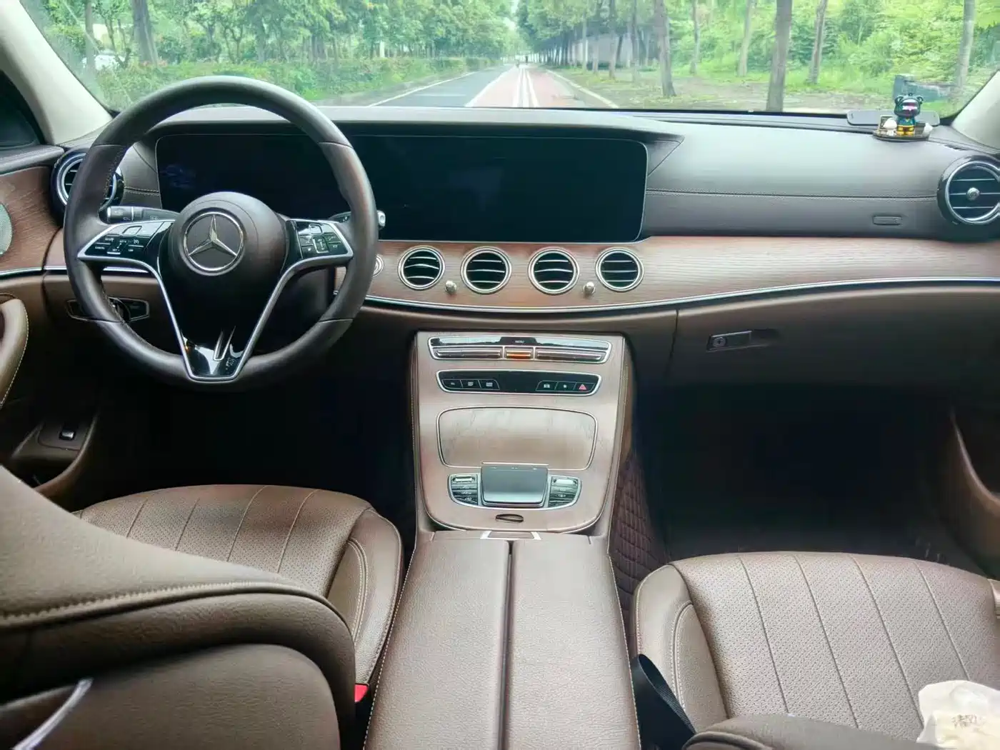 Mercedes-Benz E-Class 2023 Facelift E 300 L Luxury фото 5
