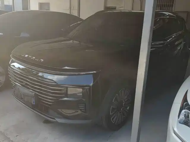  Jetour Jetour X70 PLUS 2025 1.5T Elite 7-seater