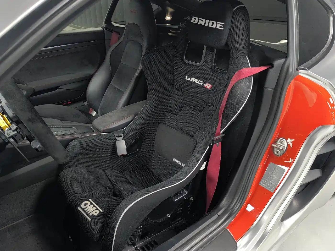 Photo 7 - Porsche 718