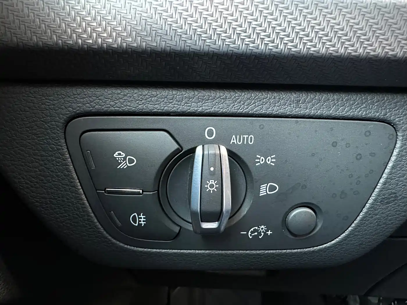 Audi Q5L 2022 40T Luxury Dynamic фото 5