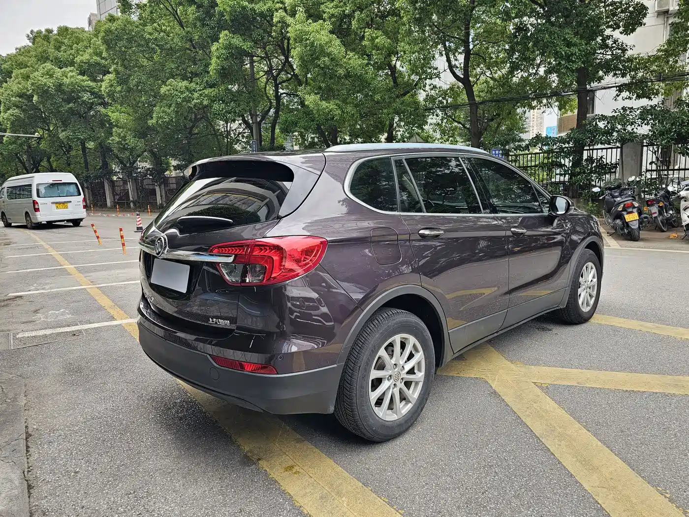 Buick Envision Plus 2017 20T FWD Elite фото 5