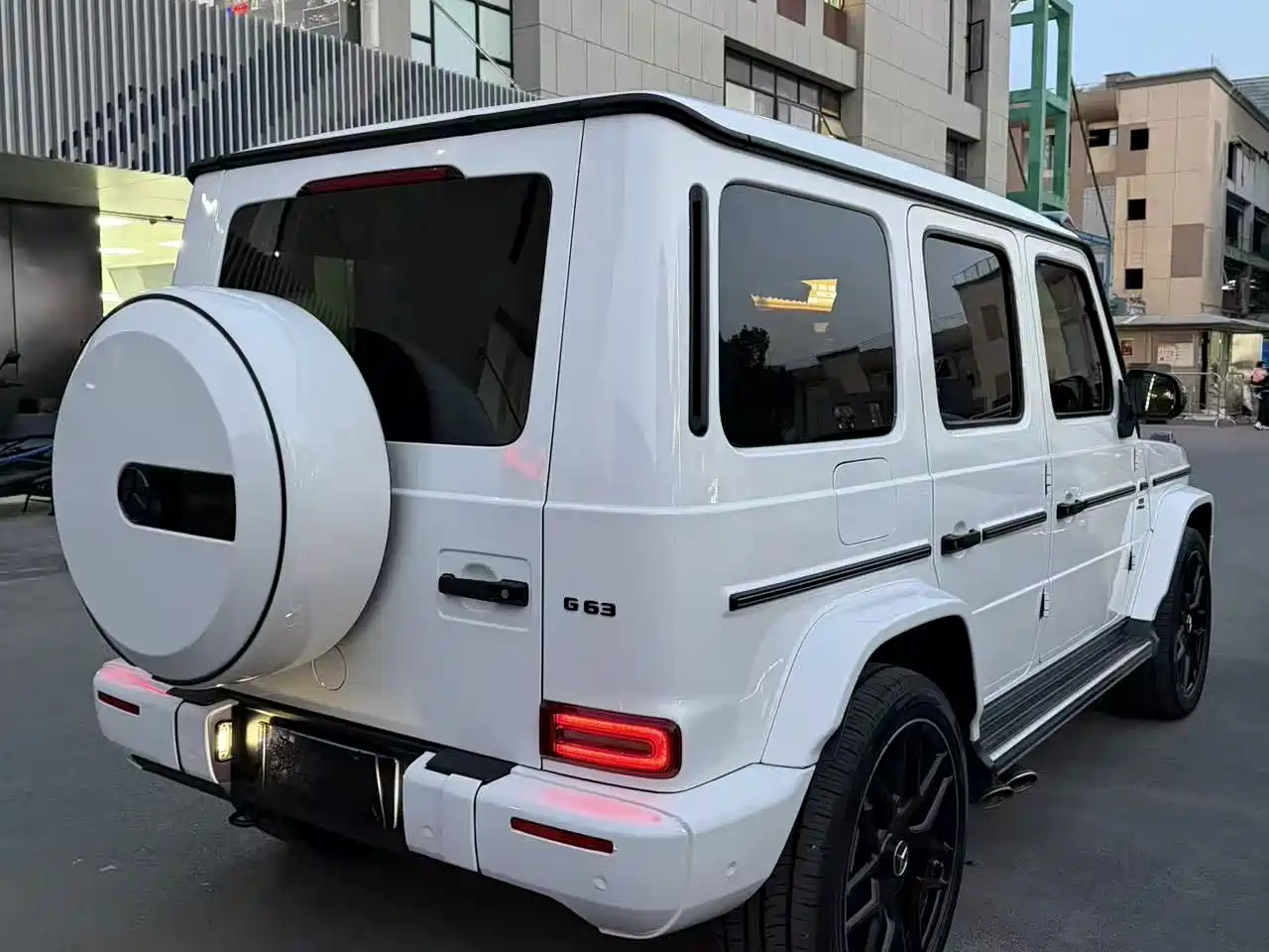 Mercedes-Benz G-Class 2023 G 500 фото 10