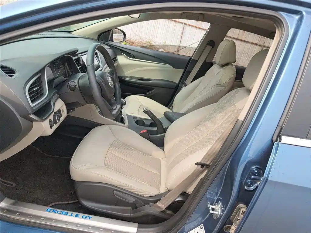 Buick Excelle 2016 15N Manual Elite фото 15