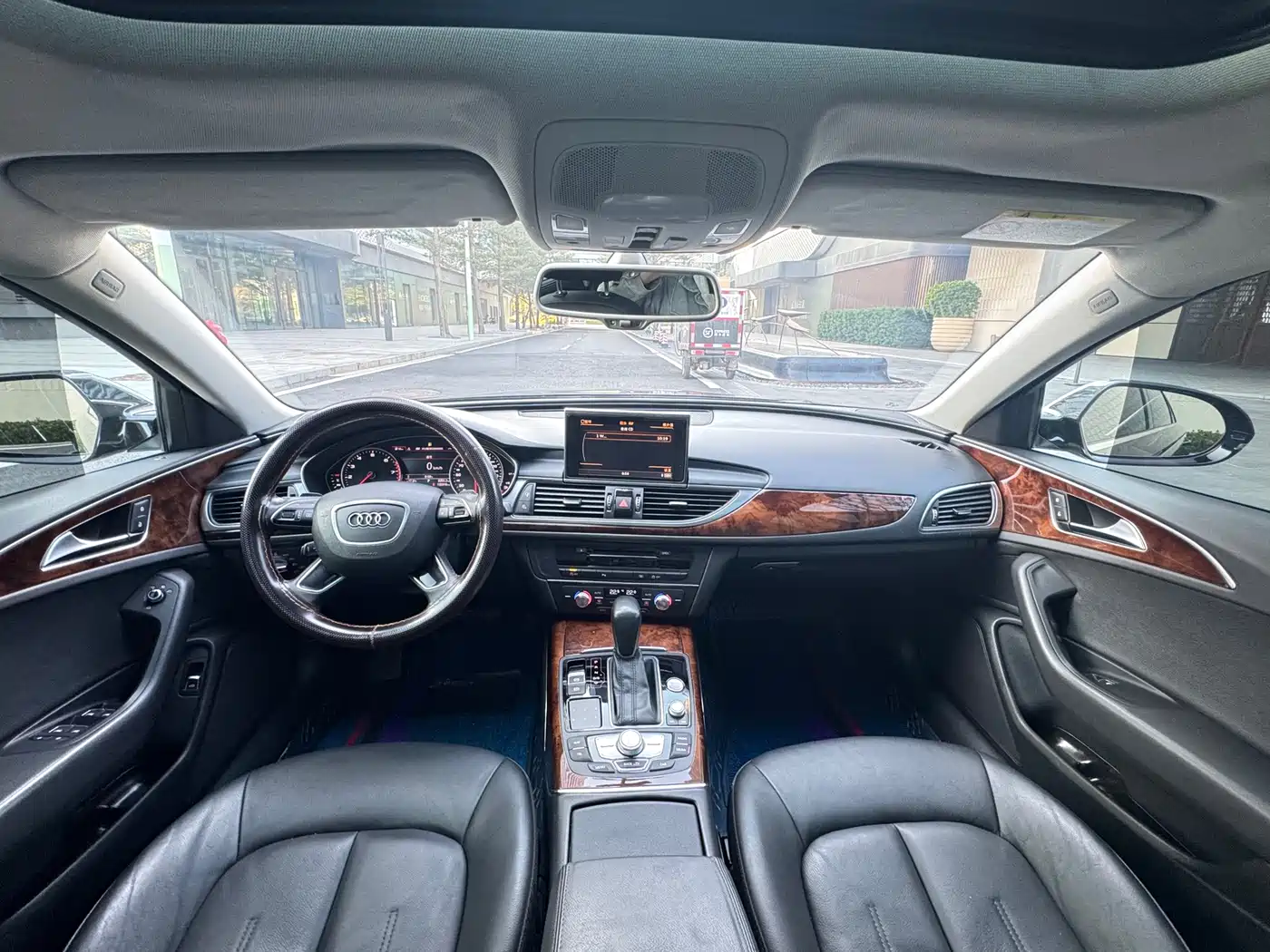 Audi A6L 2016 30 FSI Comfort фото 15