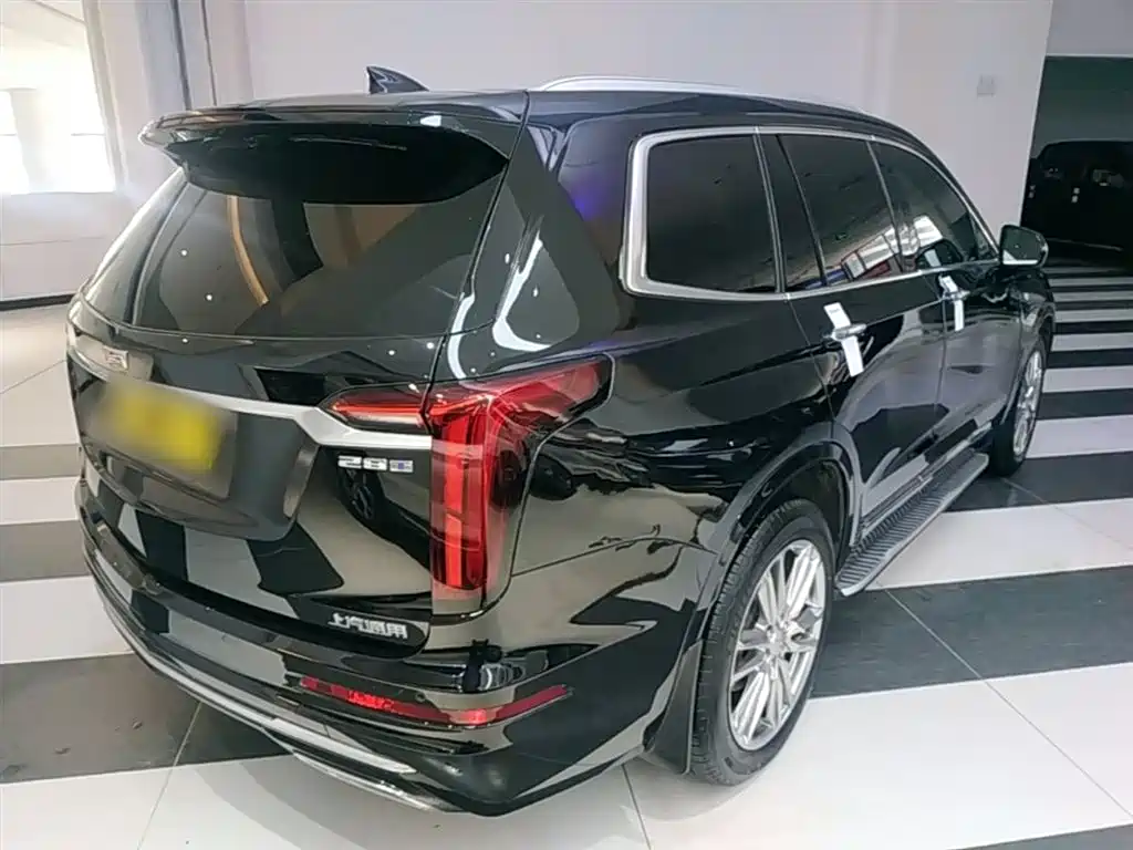 Cadillac XT6 2022 2.0T 6-Seater 2WD Luxury Edition фото 7