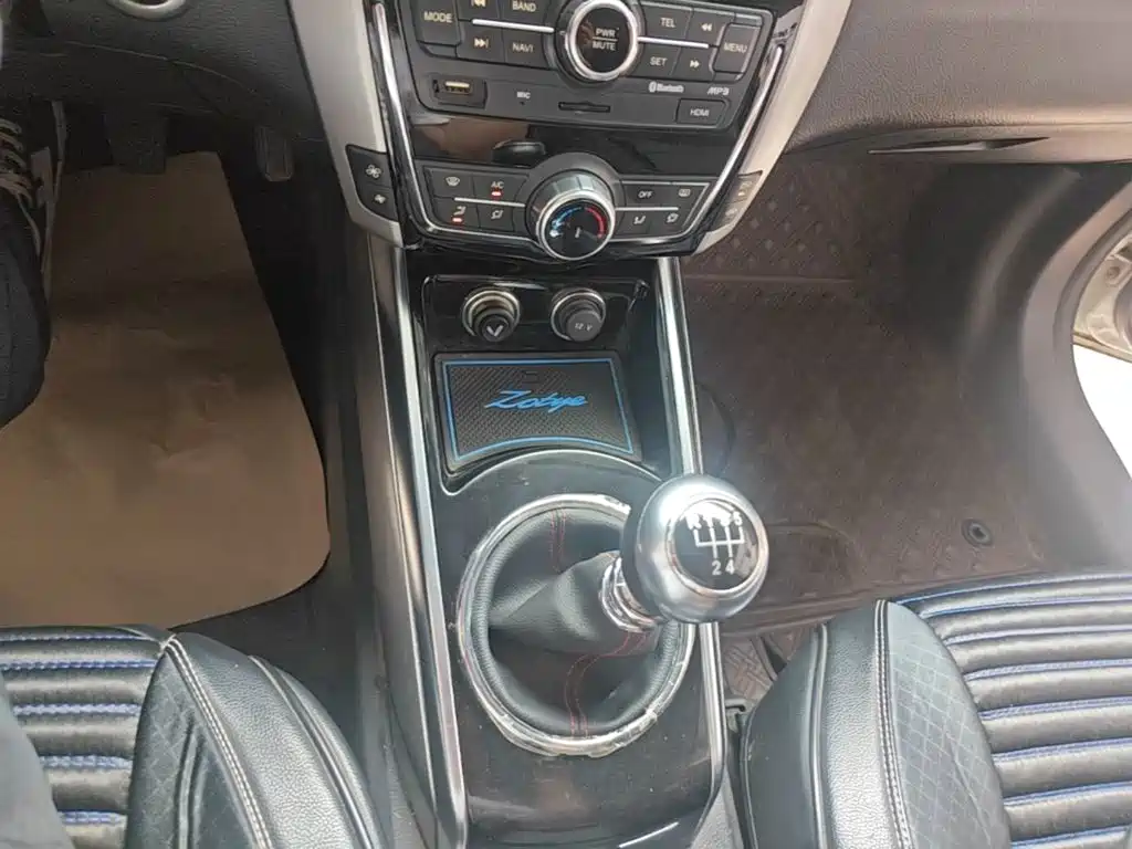 Zotye Damai X5 2017 2017 Upgrade 1.5T Manual Exclusive
