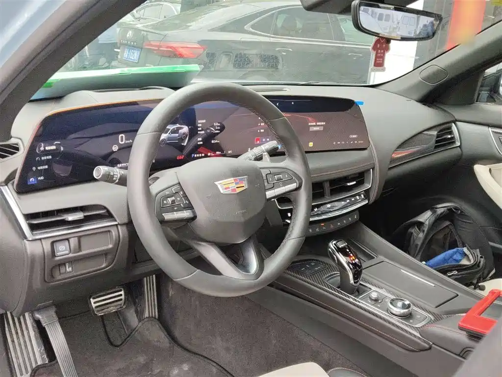 Cadillac CT5 2025 Model 28T Track Performance Edition фото 6