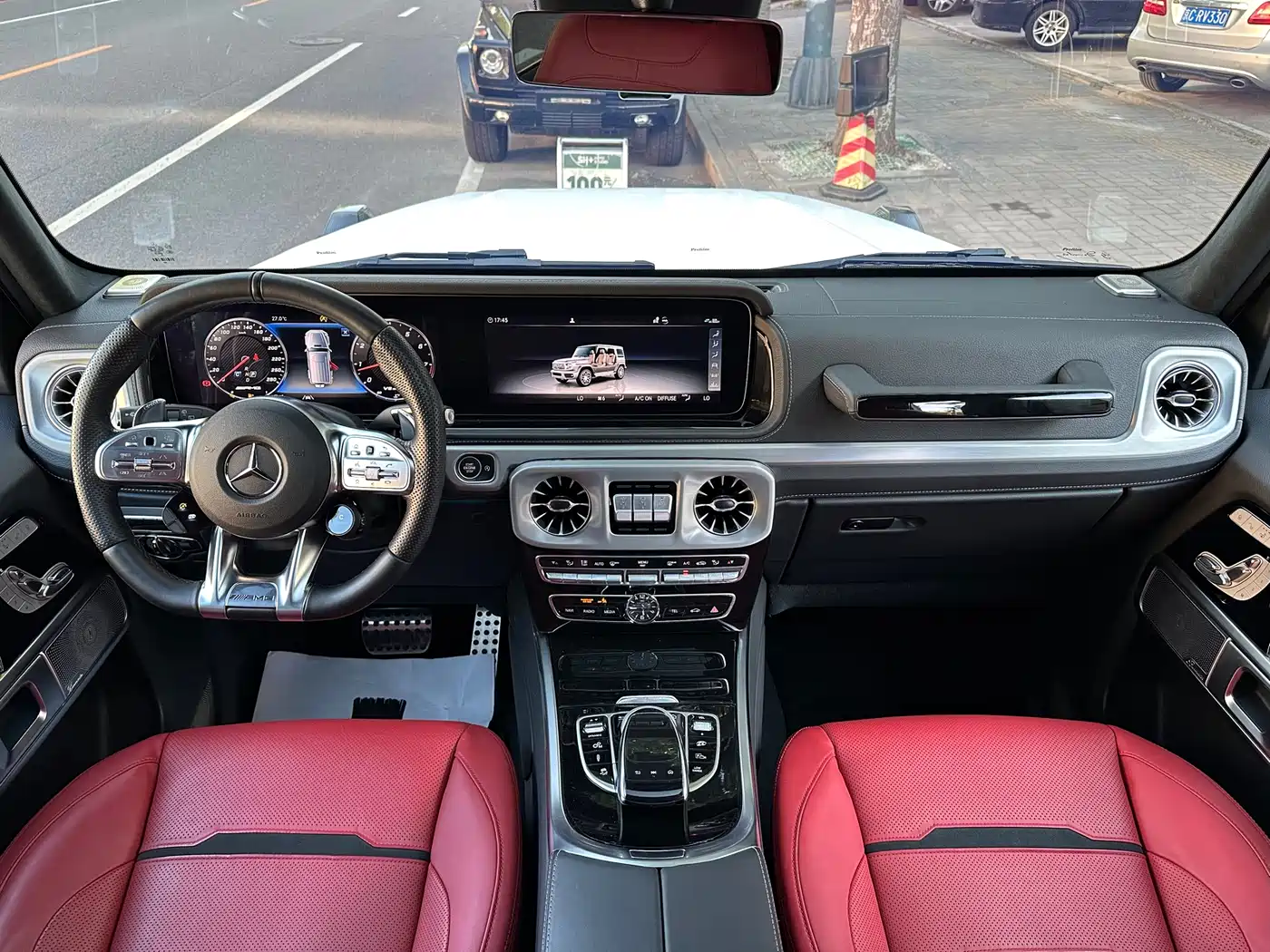 Mercedes-Benz G-Class AMG 2023 AMG G 63 фото 10