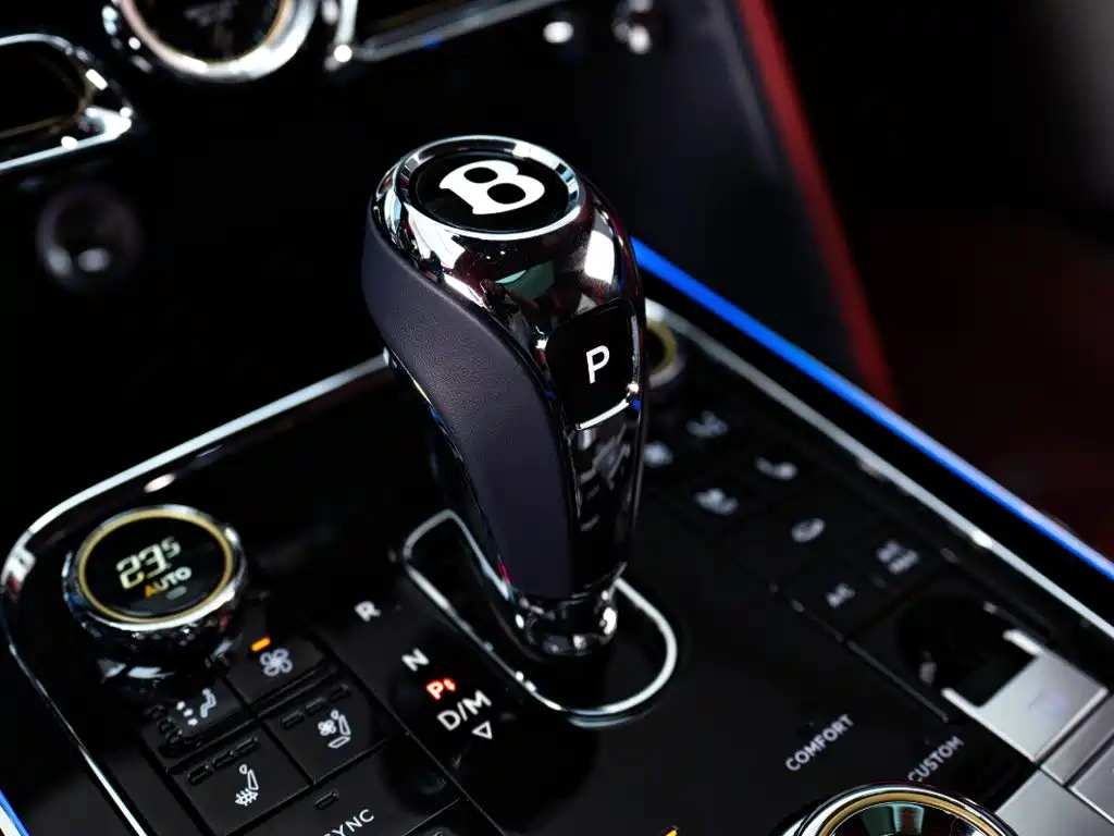 Bentley Flying Spur 2024 2024 4.0T V8 Elegance Edition
