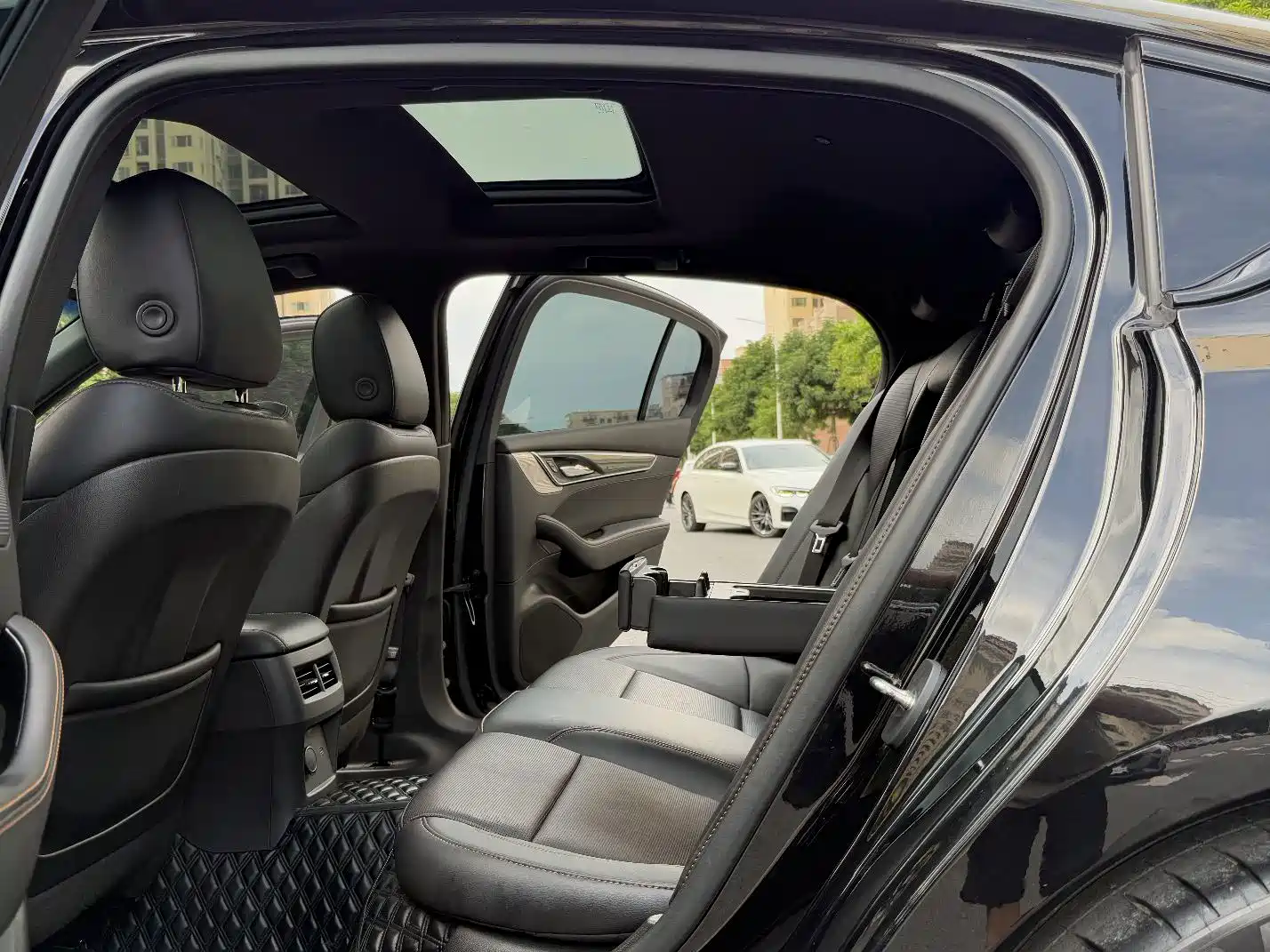 Photo 24 - Cadillac CT5