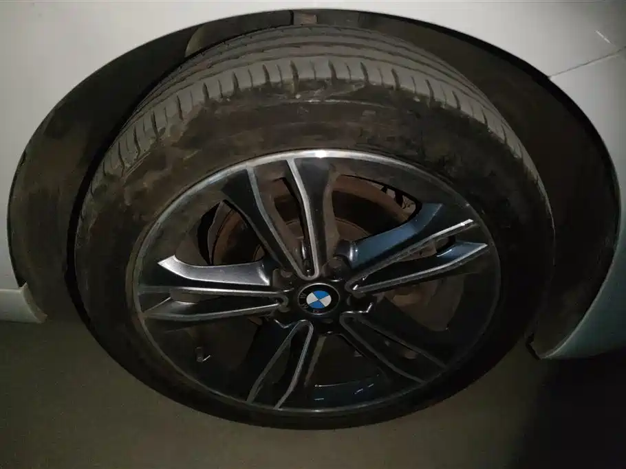 BMW 1 Series 2021 120i M Sport фото 6