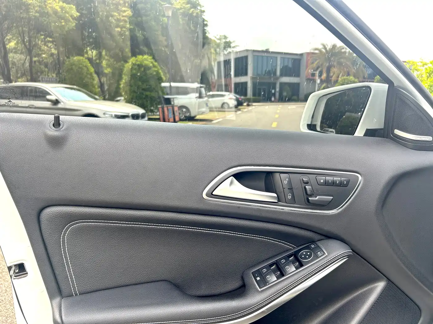 Mercedes-Benz GLA 2016 GLA 220 4MATIC Fashion фото 10