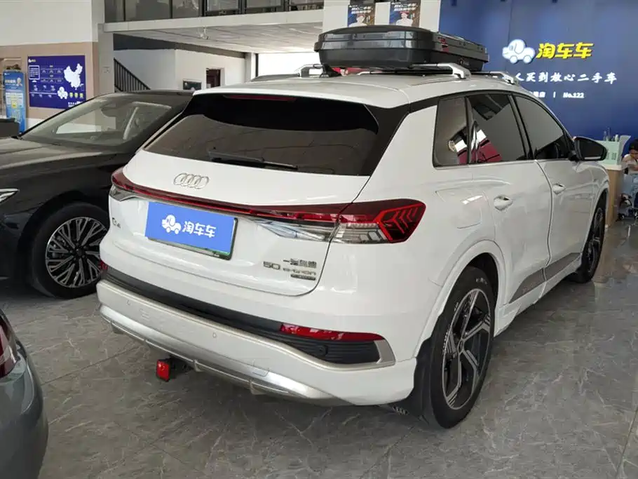 Audi Q4 e-tron 2023 50 e-tron quattro Creation Edition фото 3